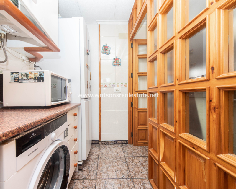 Resale - Reihenhaus - Urb. La Marina