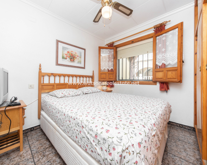 Resale - Reihenhaus - Urb. La Marina