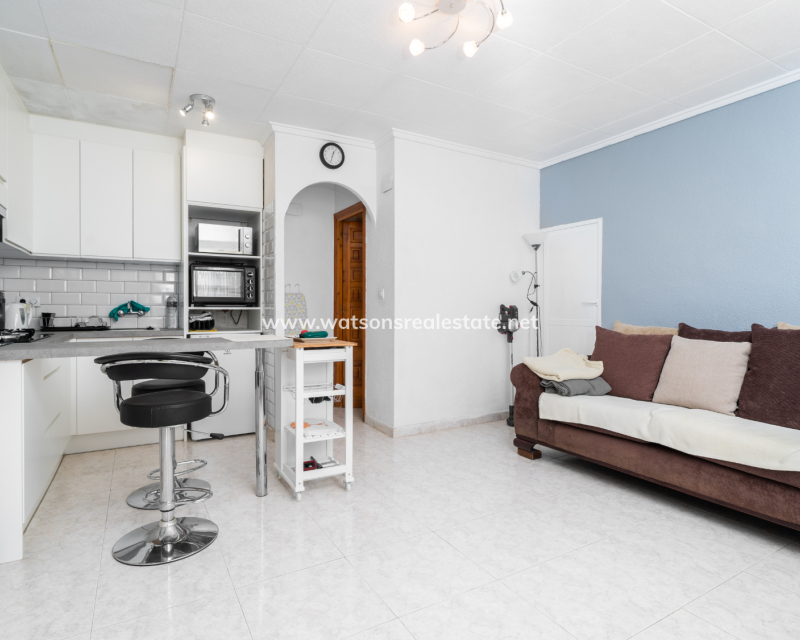 Resale - Reihenhaus - Urb. La Marina