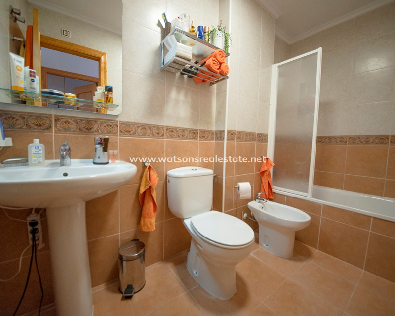 Resale - Reihenhaus - Urb. La Marina