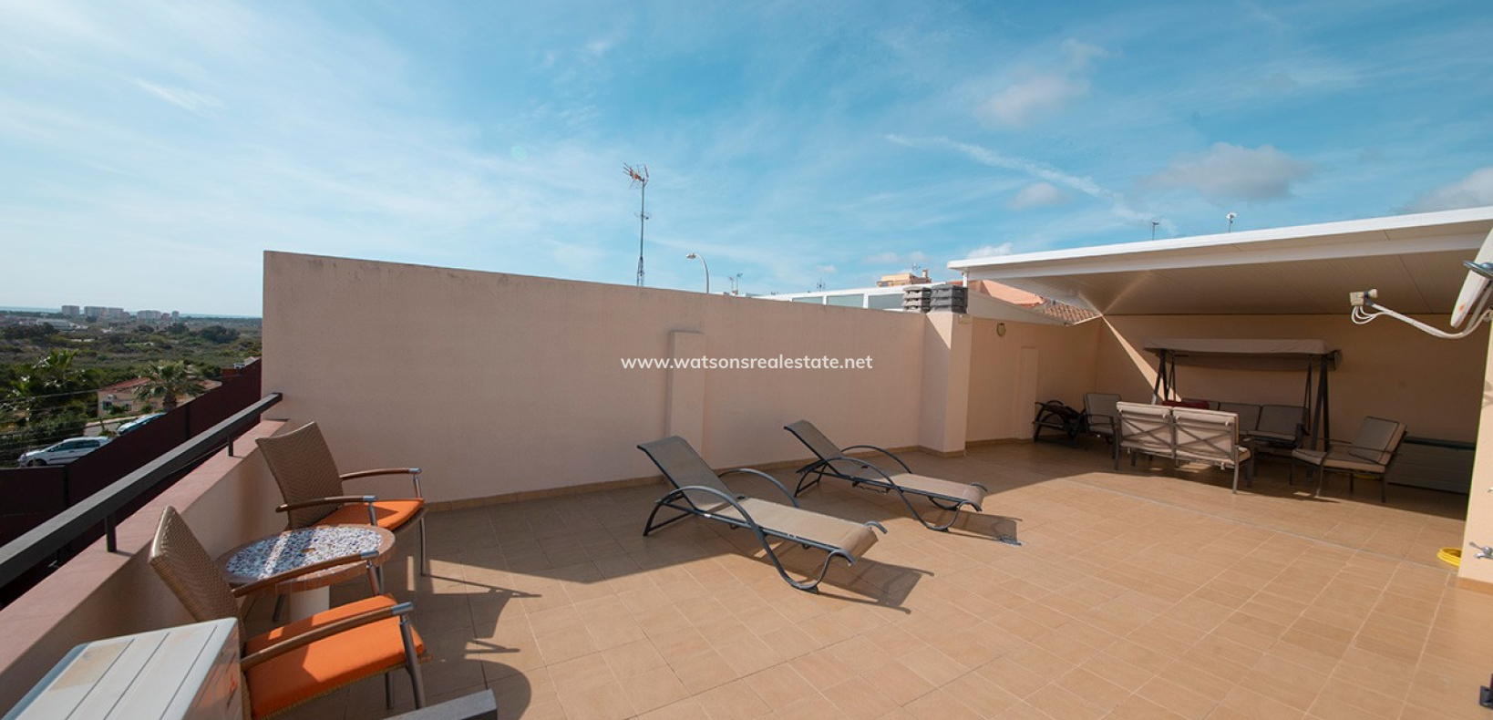 Resale - Reihenhaus - Urb. La Marina