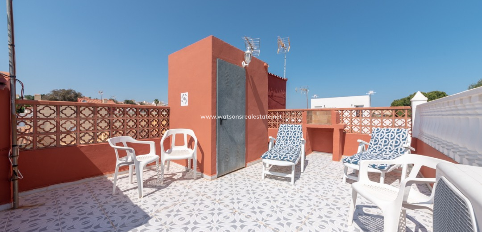 Resale - Reihenhaus - Urb. La Marina