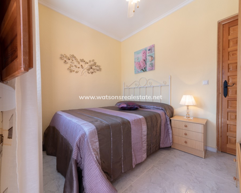 Resale - Reihenhaus - Urb. La Marina