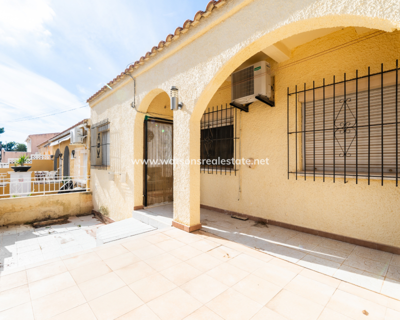 Resale - Reihenhaus - Urb. La Marina