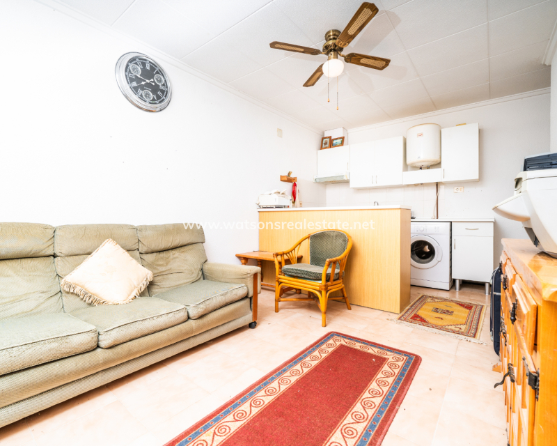 Resale - Reihenhaus - Urb. La Marina