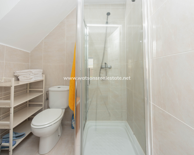 Resale - Reihenhaus - Urb. La Marina