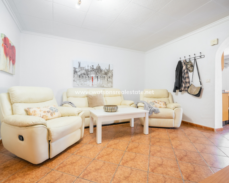 Resale - Reihenhaus - Urb. La Marina