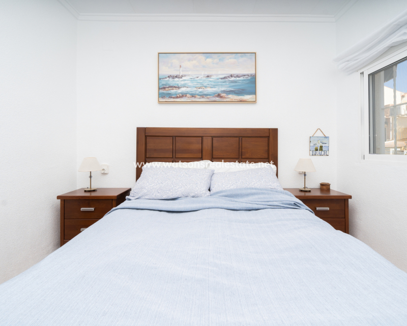 Resale - Reihenhaus - Urb. La Marina