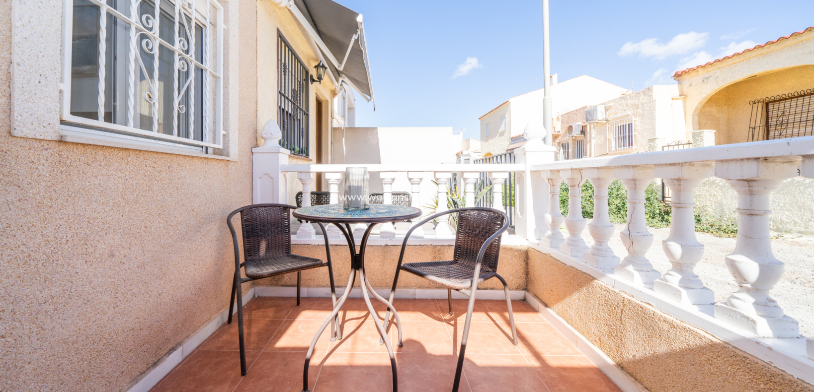 Resale - Reihenhaus - Urb. La Marina