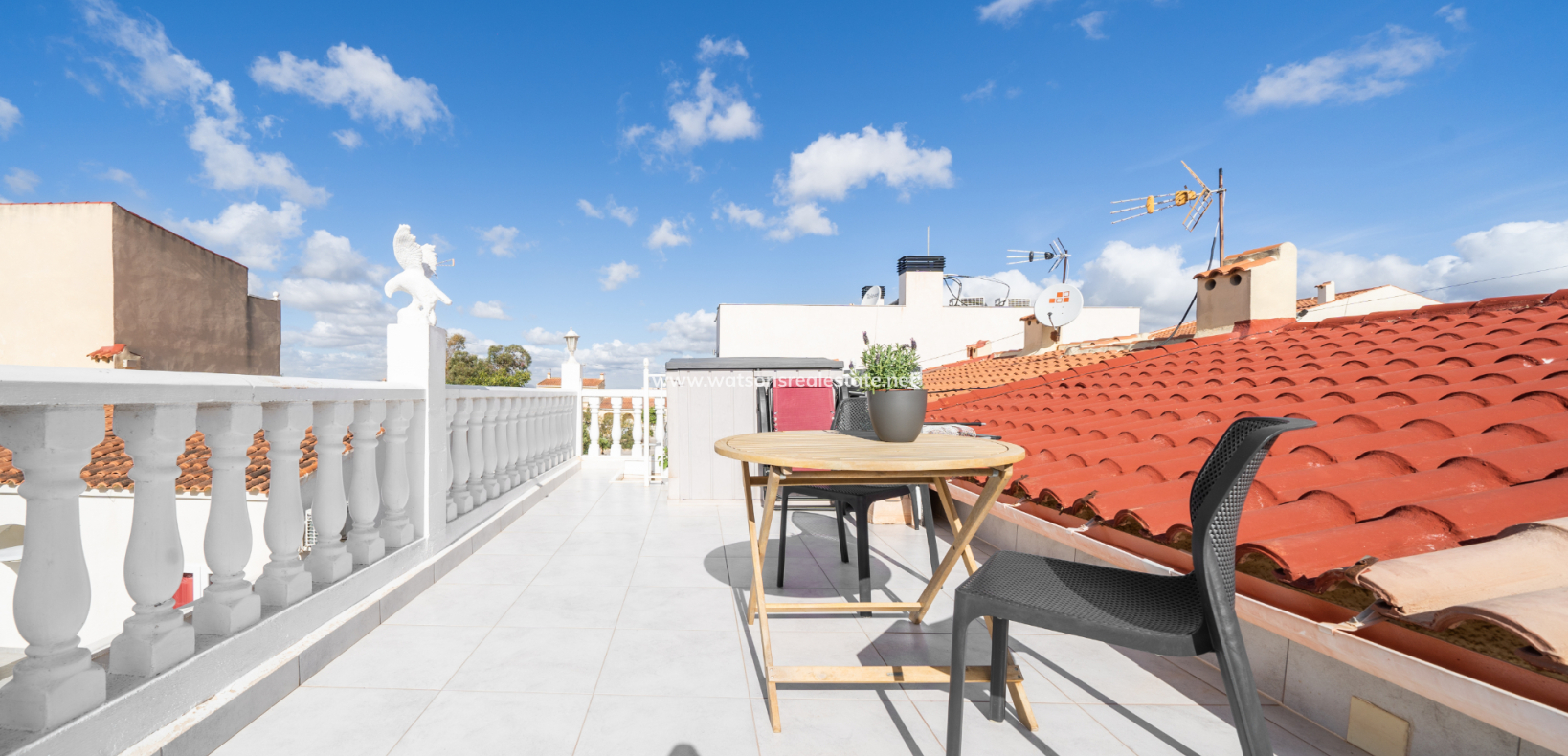 Resale - Reihenhaus - Urb. La Marina