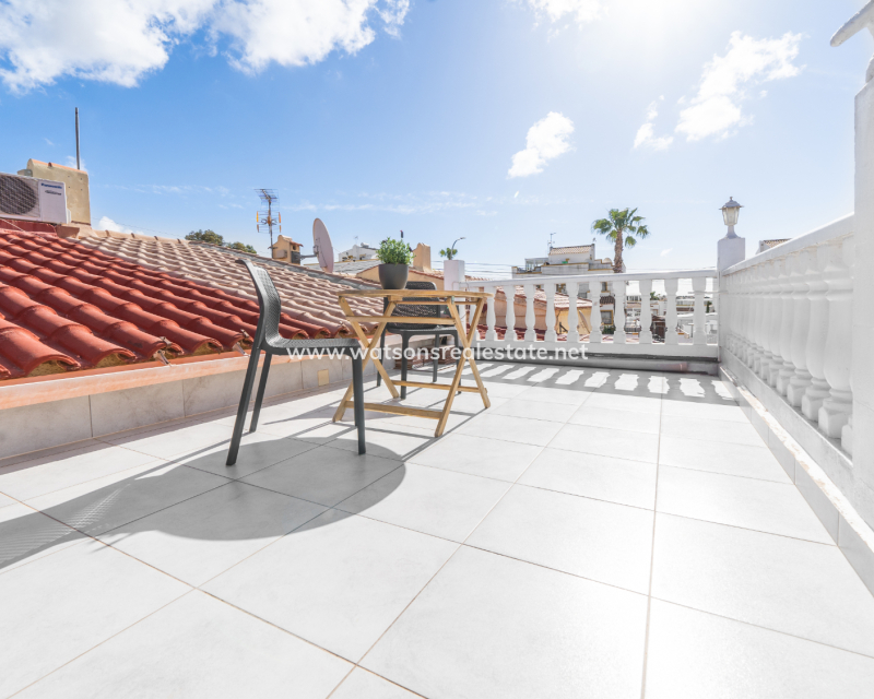 Resale - Reihenhaus - Urb. La Marina