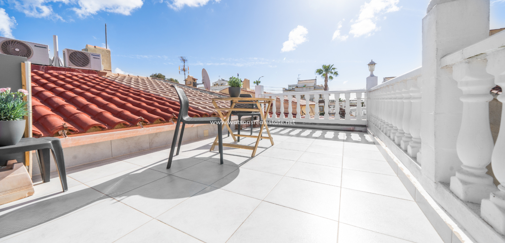 Resale - Reihenhaus - Urb. La Marina