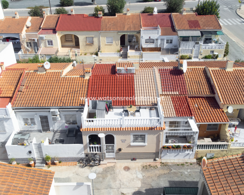 Resale - Reihenhaus - Urb. La Marina