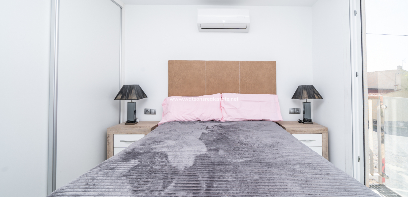 Resale - Reihenhaus - Urb. La Marina