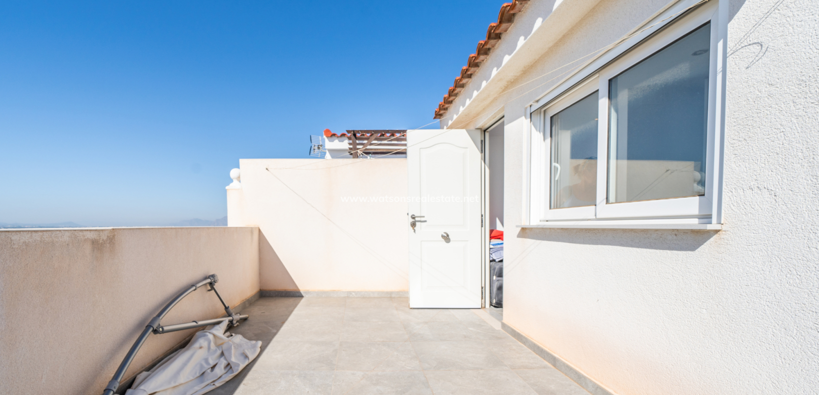 Resale - Reihenhaus - Urb. La Marina