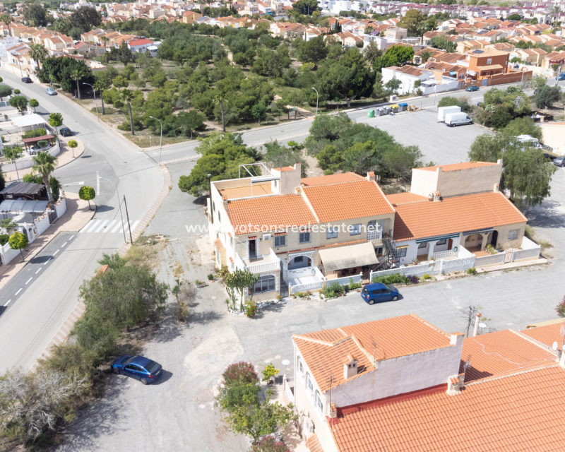 Resale - Reihenhaus - Urb. La Marina