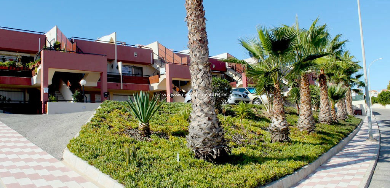 Resale - Reihenhaus - Urb. La Marina