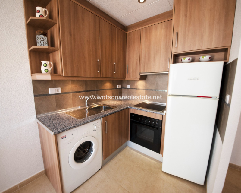 Resale - Reihenhaus - Urb. La Marina