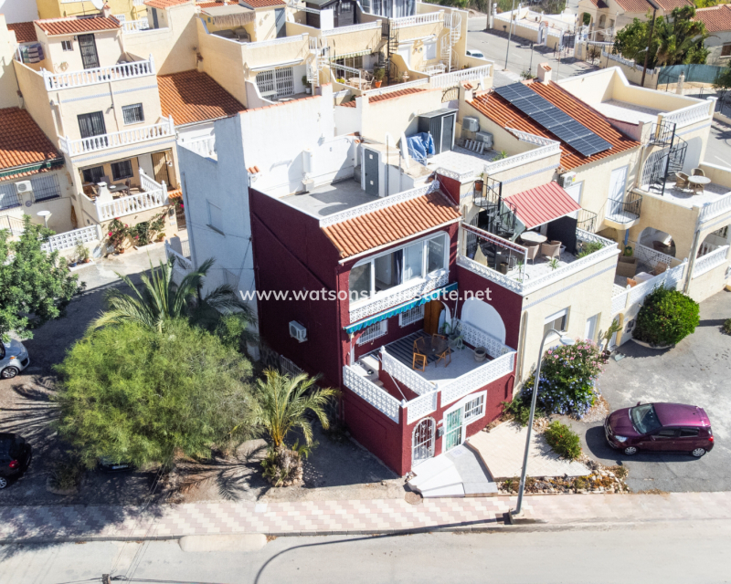 Resale - Reihenhaus - Urb. La Marina