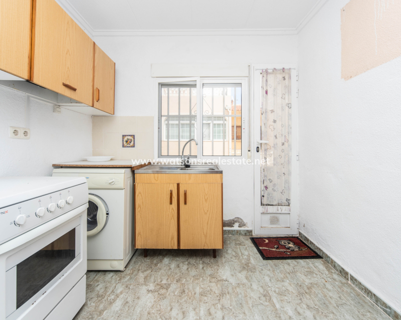 Resale - Reihenhaus - Urb. La Marina