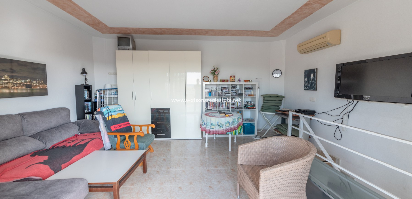 Resale - Reihenhaus - Urb. La Marina