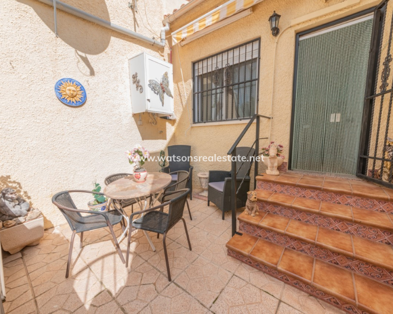 Resale - Reihenhaus - Urb. La Marina