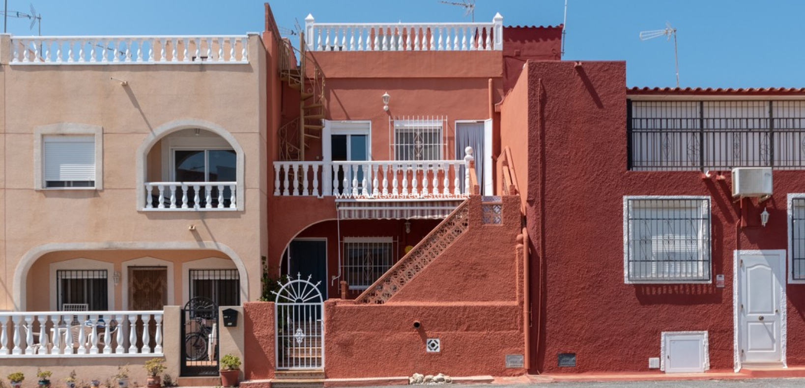 Resale - Reihenhaus - Urb. La Marina