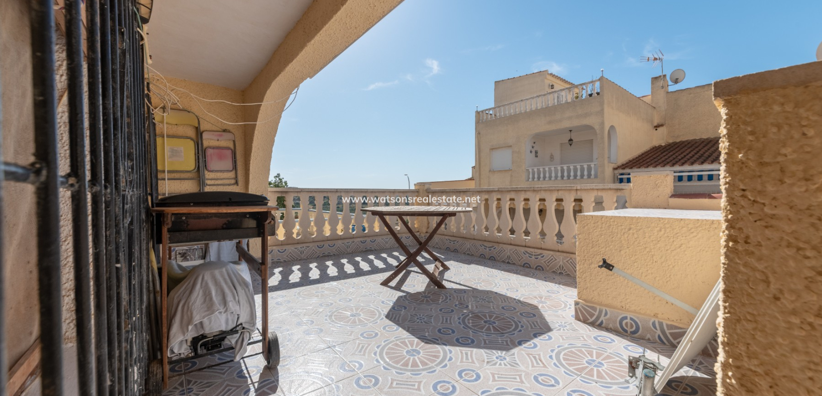 Resale - Reihenhaus - Urb. La Marina