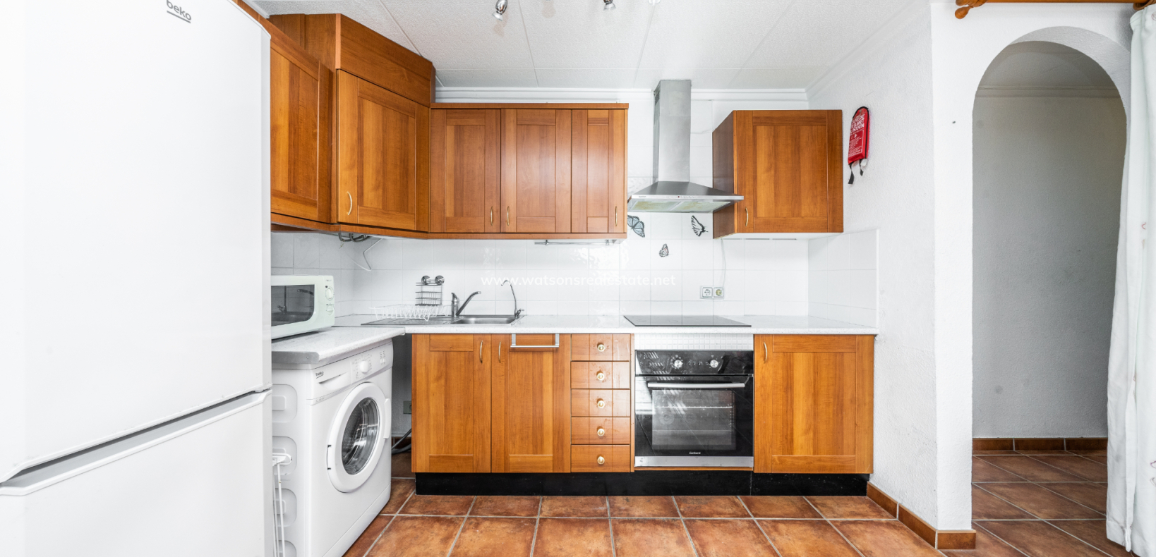 Resale - Reihenhaus - Urb. La Marina