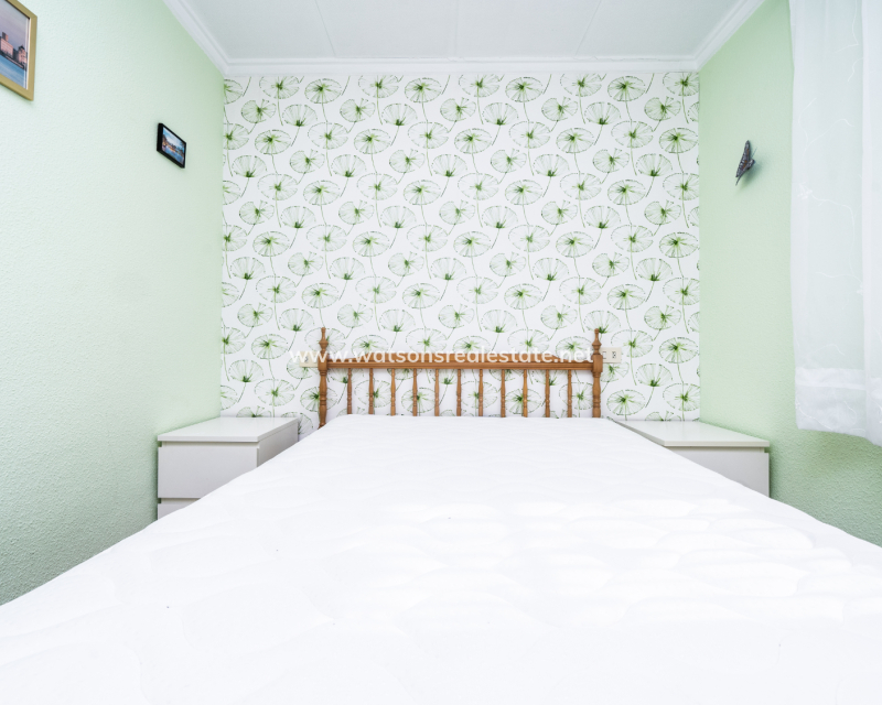 Resale - Reihenhaus - Urb. La Marina