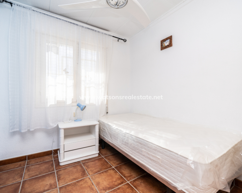 Resale - Reihenhaus - Urb. La Marina