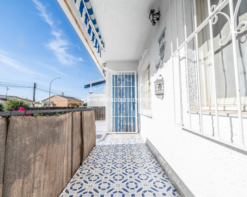 Resale - Reihenhaus - Urb. La Marina