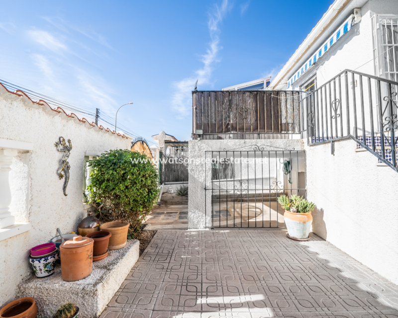 Resale - Reihenhaus - Urb. La Marina