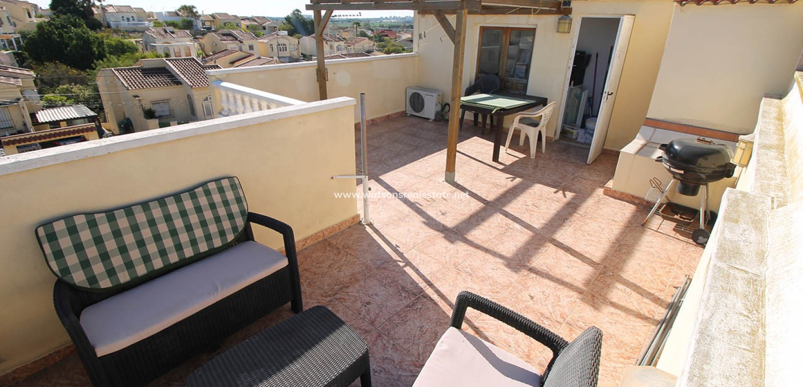 Resale - Reihenhaus - Urb. La Marina