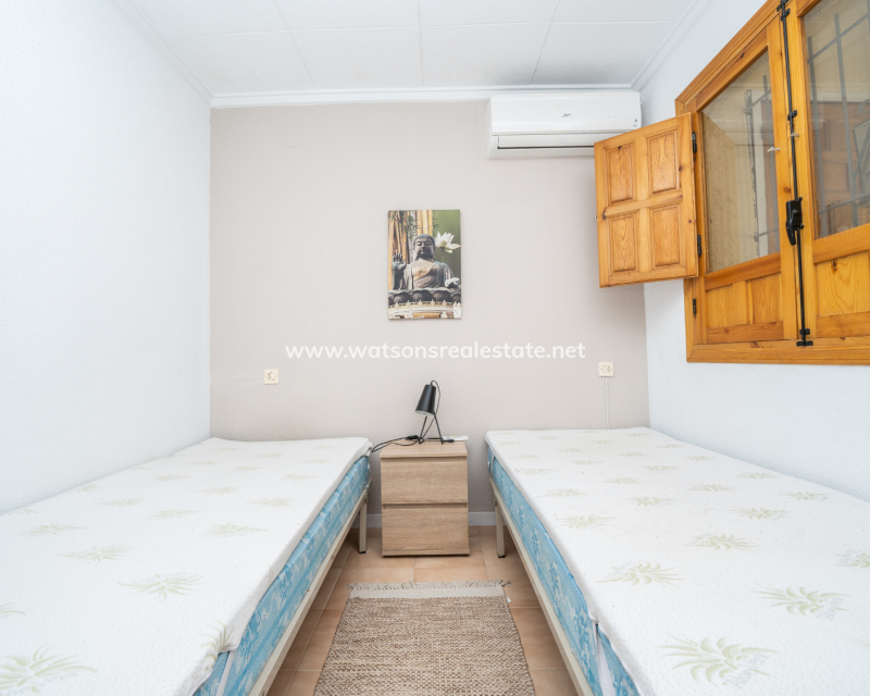 Resale - Reihenhaus - Urb. La Marina