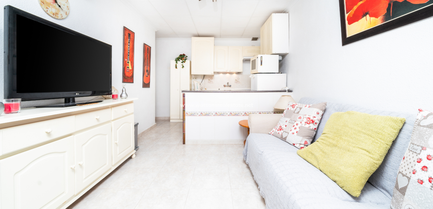 Resale - Reihenhaus - Urb. La Marina