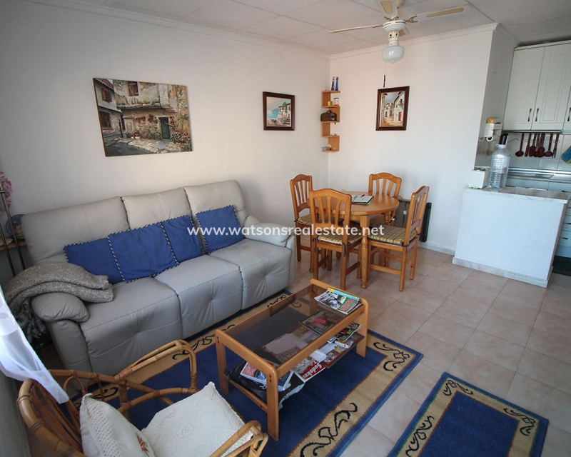 Resale - Reihenhaus - Urb. La Marina