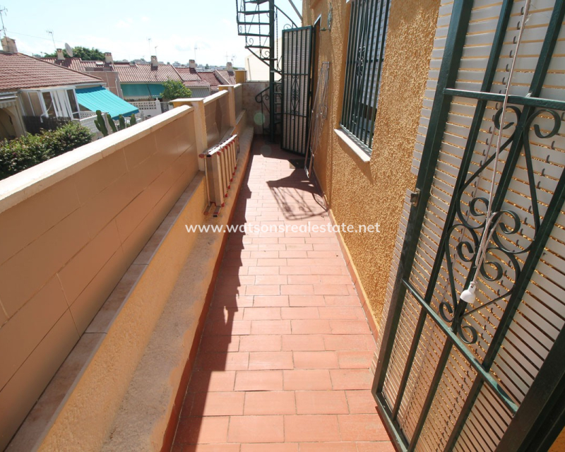 Resale - Reihenhaus - Urb. La Marina