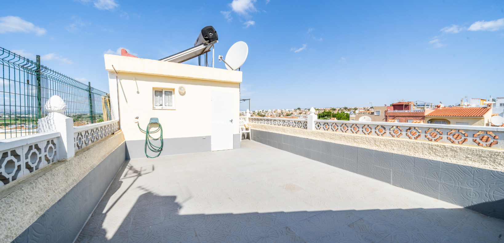 Resale - Reihenhaus - Urb. La Marina