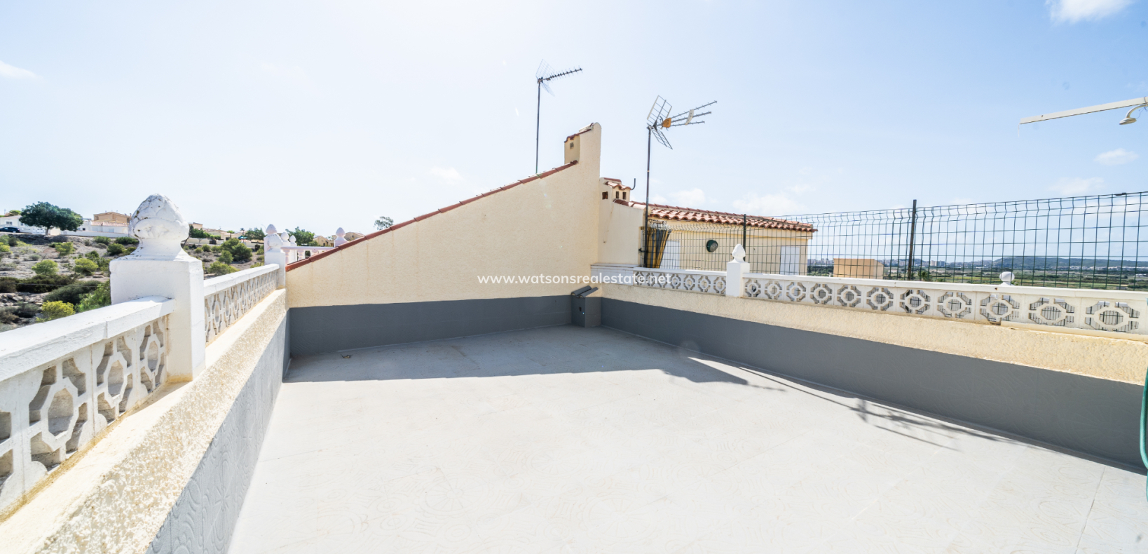 Resale - Reihenhaus - Urb. La Marina