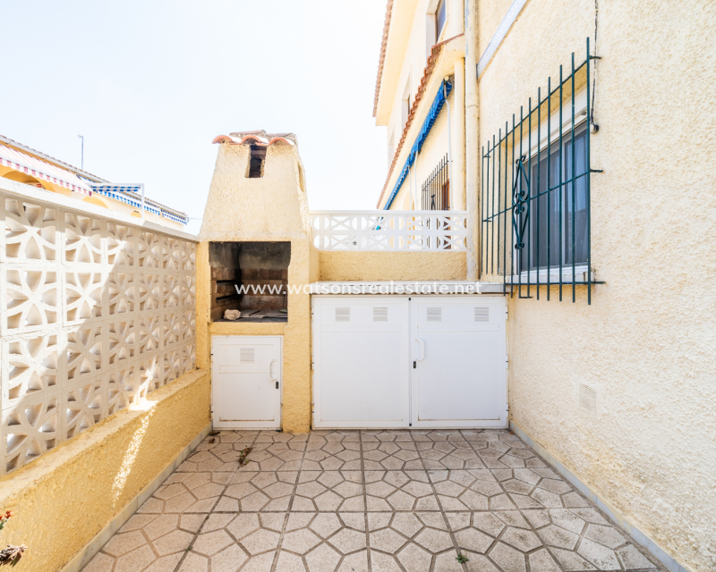 Resale - Reihenhaus - Urb. La Marina