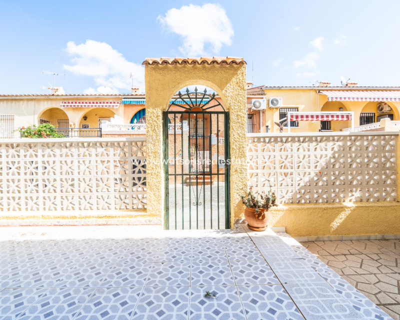 Resale - Reihenhaus - Urb. La Marina