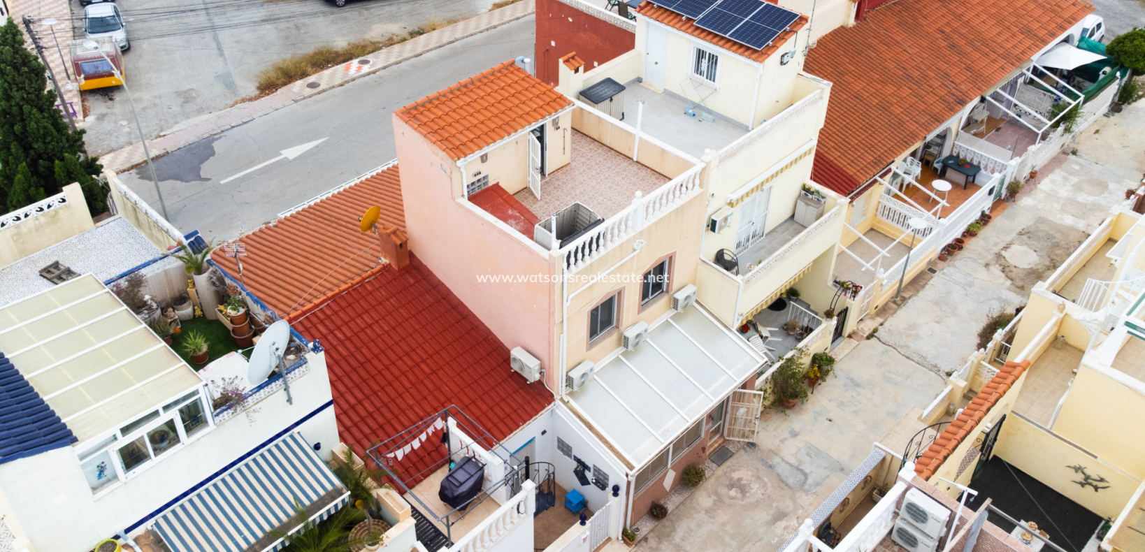 Resale - Reihenhaus - Urb. La Marina