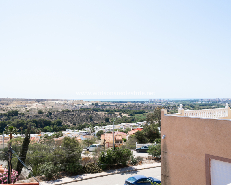 Resale - Reihenhaus - Urb. La Marina