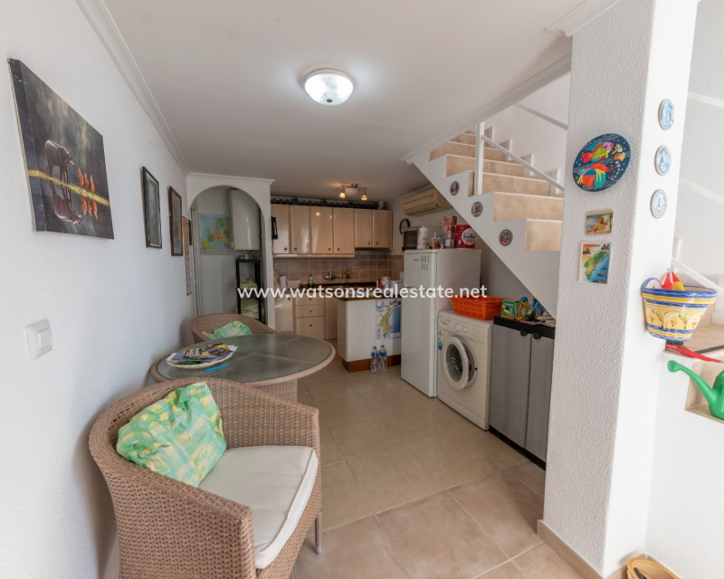 Resale - Reihenhaus - Urb. La Marina