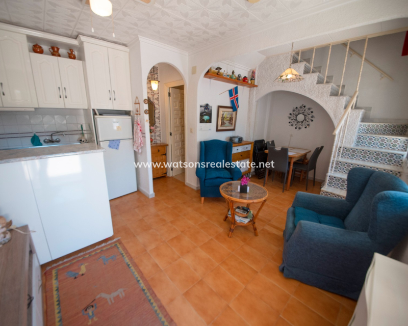 Resale - Reihenhaus - Urb. La Marina