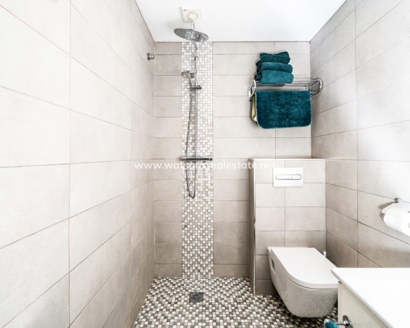 Resale - Reihenhaus - Urb. La Marina