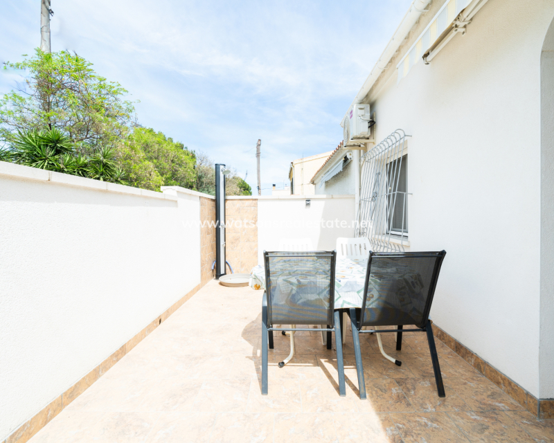 Resale - Reihenhaus - Urb. La Marina