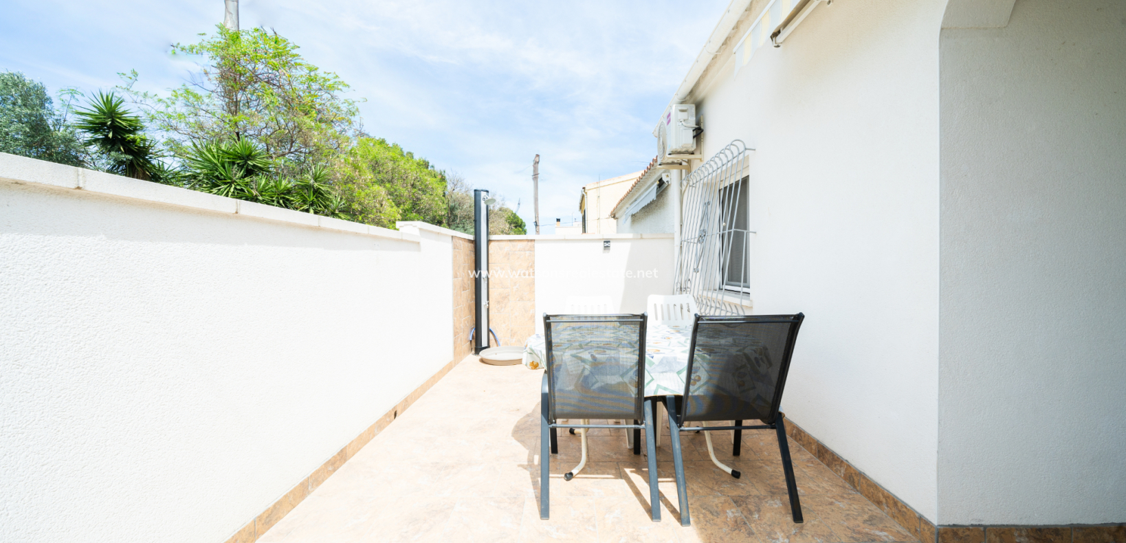 Resale - Reihenhaus - Urb. La Marina