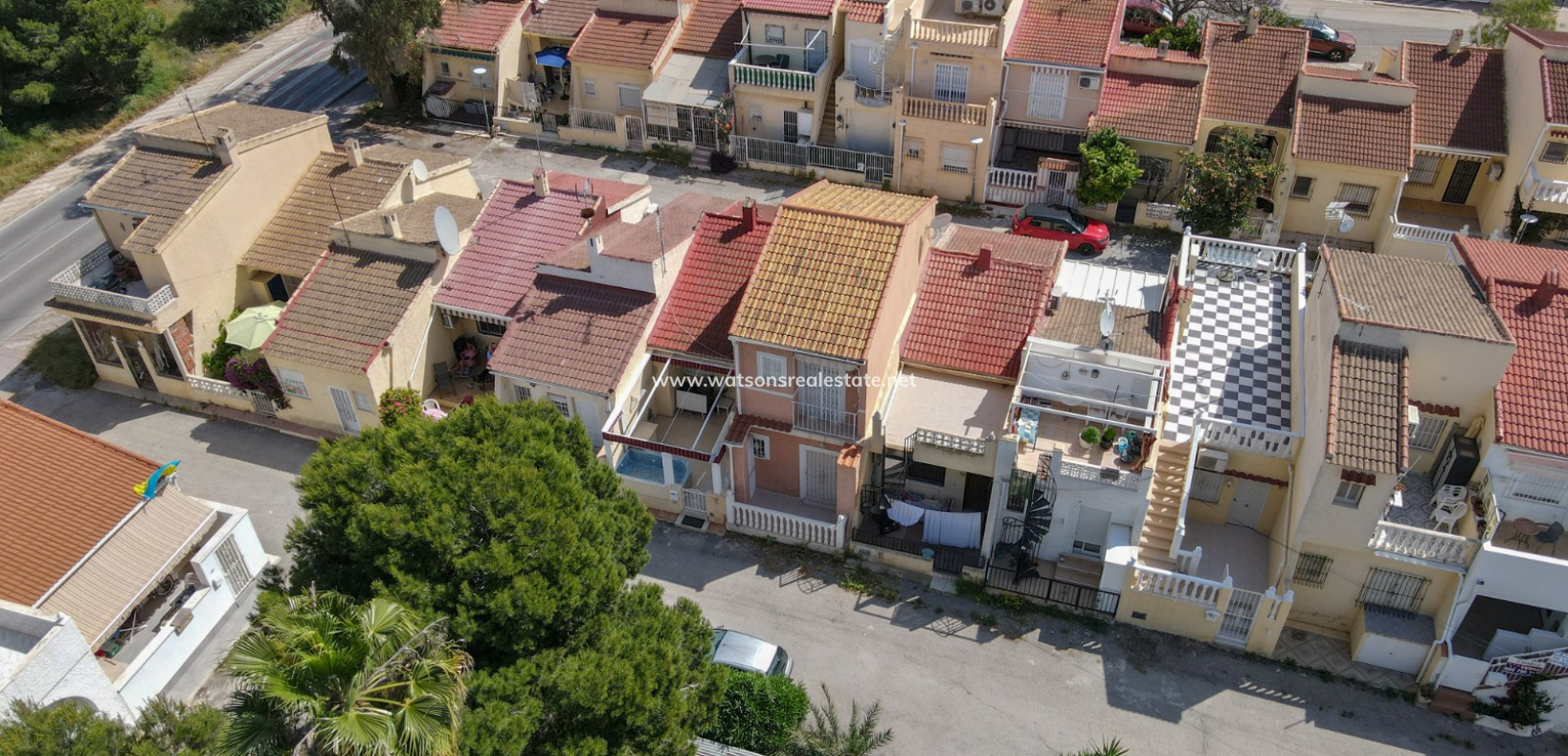 Resale - Reihenhaus - Urb. La Marina